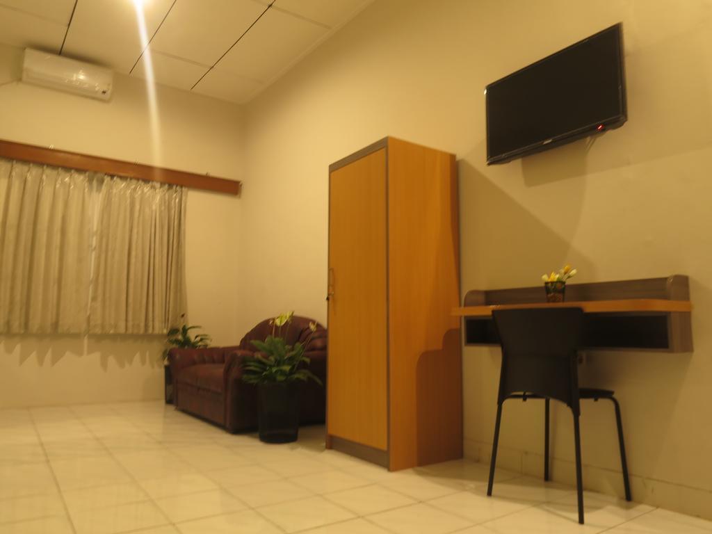 Elenor'S Home At Eyckman Bandung Zimmer foto