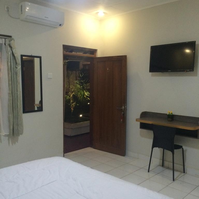 Elenor'S Home At Eyckman Bandung Zimmer foto