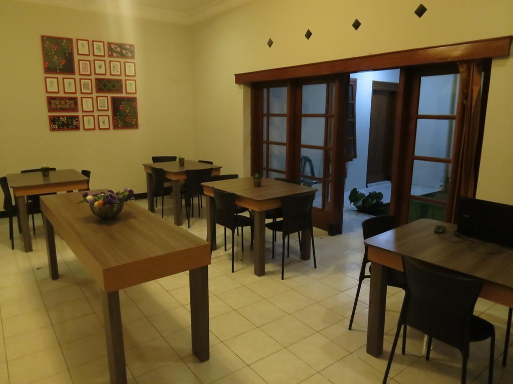 Elenor'S Home At Eyckman Bandung Exterior foto